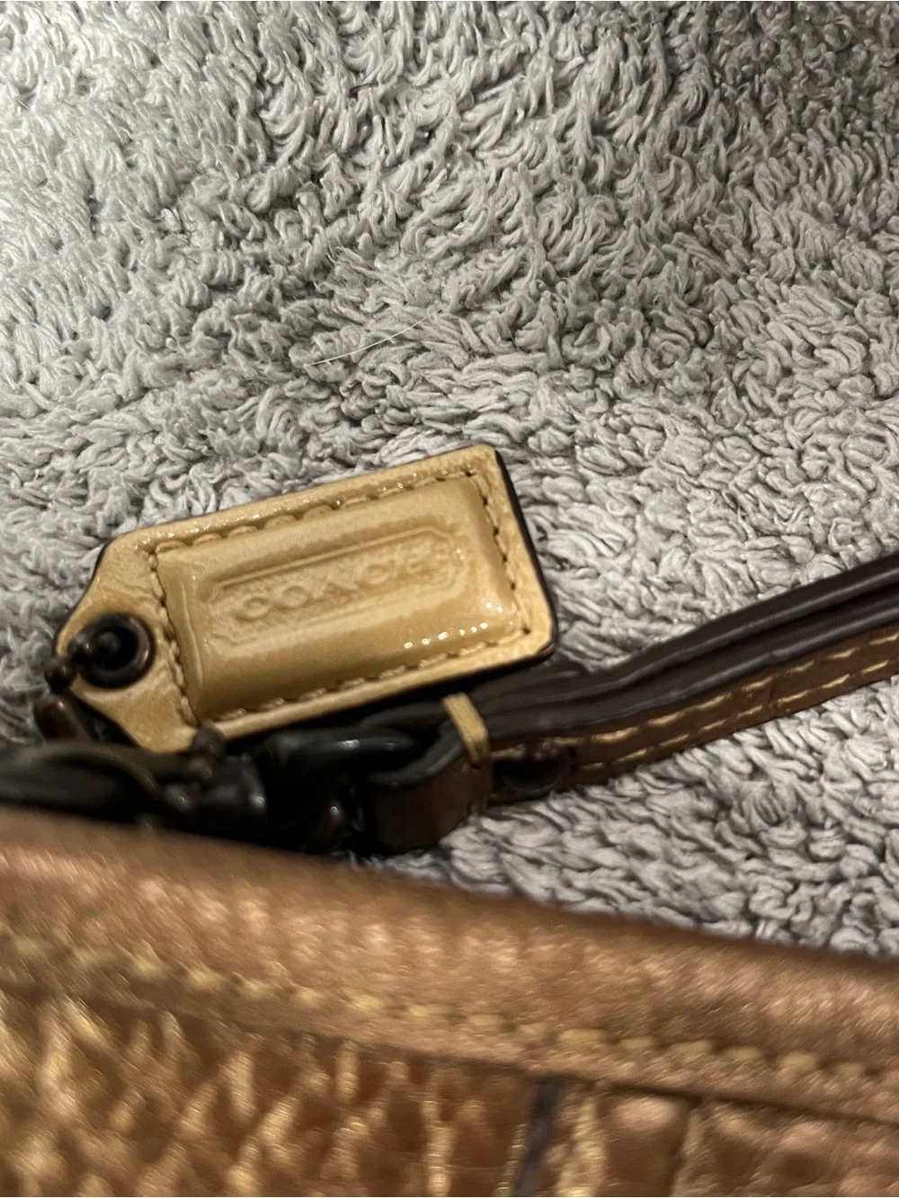 COACH Metallic Brown Leather Wristlet Clutch Y2K excellent